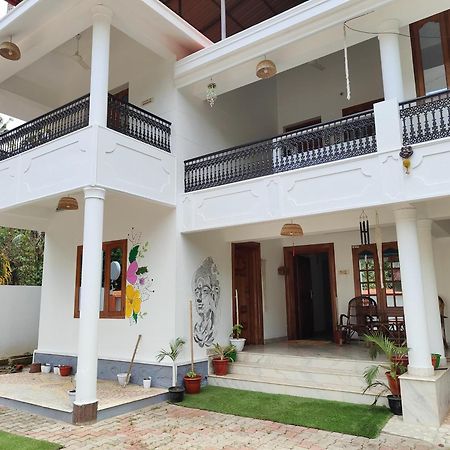 Shamak Homestay Варкала Экстерьер фото