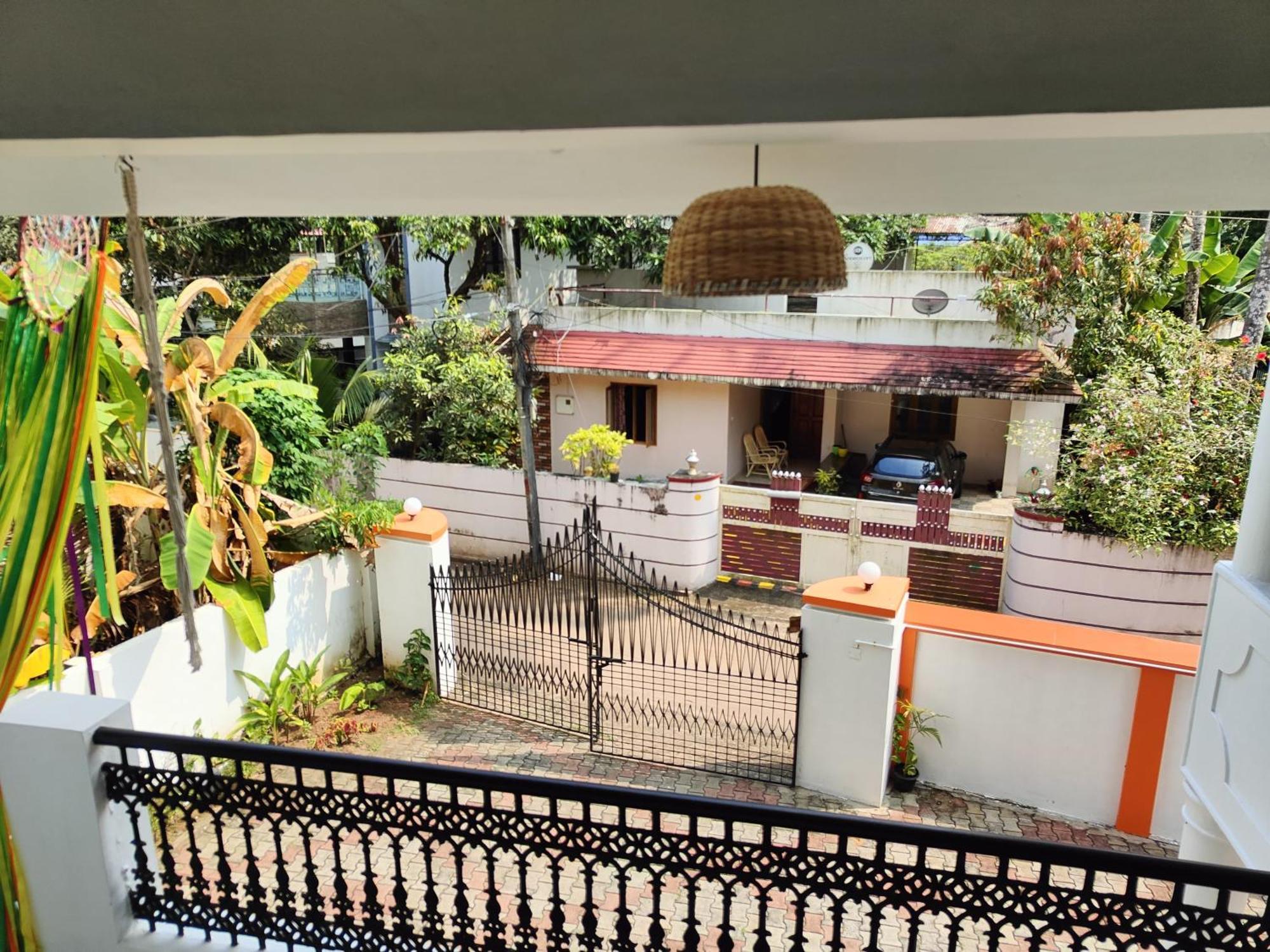 Shamak Homestay Варкала Экстерьер фото
